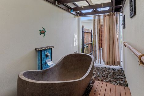 Photo of property in 115 Town Point Road, Maketu, 3189