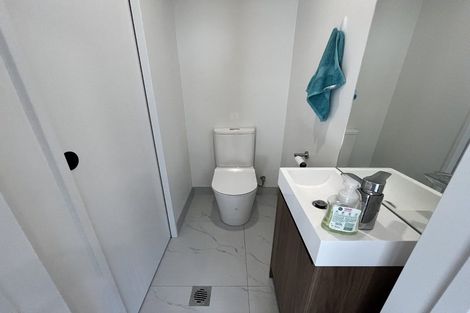 Photo of property in 5/38 Manuka Road, Glenfield, Auckland, 0629