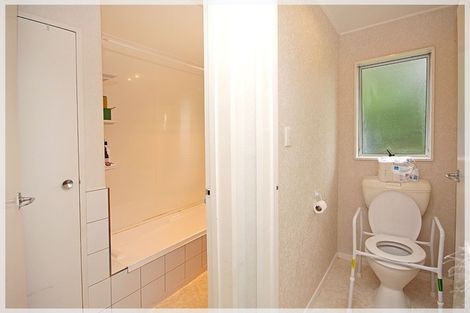 Photo of property in 18a Vogel Street, Levin, 5510