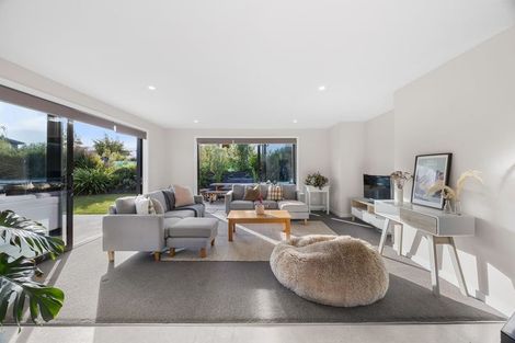 Photo of property in 3 Kirimoko Crescent, Wanaka, 9305