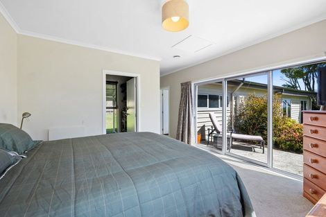 Photo of property in 25 Atkinson Road, Hurworth, New Plymouth, 4371