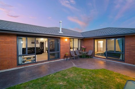Photo of property in 82 Middleton Road, Upper Riccarton, Christchurch, 8041