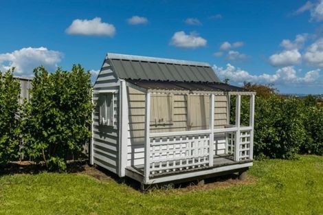 Photo of property in 18 Kenmure Avenue, Forrest Hill, Auckland, 0620