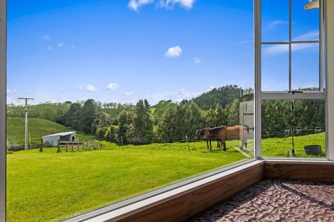 Photo of property in Makara Road, Te Popo, Stratford, 4394