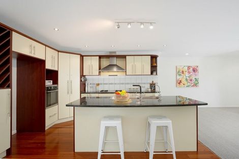Photo of property in 24 Sapperton Drive, Henderson, Auckland, 0612