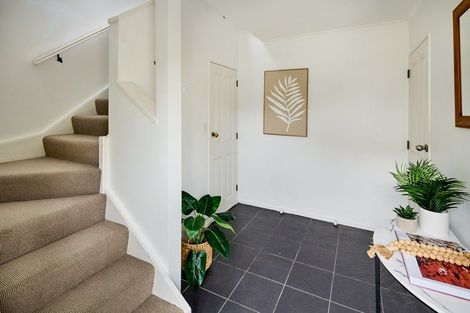 Photo of property in 22 Domanski Crescent, Owhiro Bay, Wellington, 6023