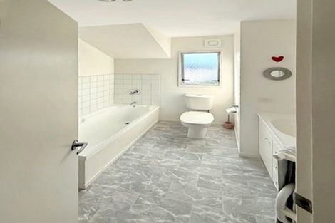 Photo of property in 39a Bannister Avenue, Johnsonville, Wellington, 6037