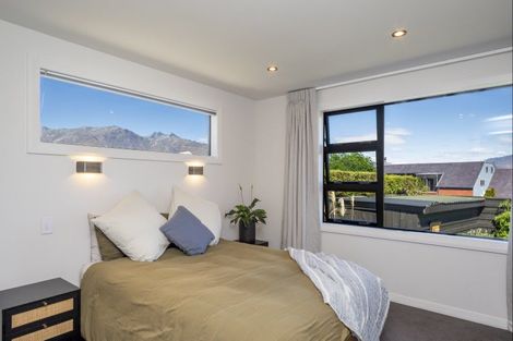 Photo of property in 15 Bracken Street, Arrowtown, 9302