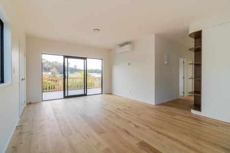 Photo of property in 12 Blanc Road, Silverdale, 0932