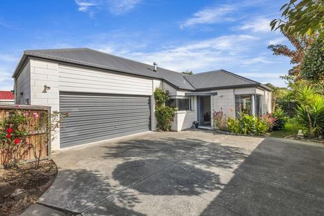 Photo of property in 2/37 Hounslow Street, Ilam, Christchurch, 8041