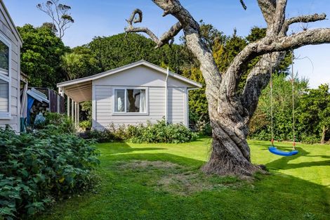 Photo of property in 724 Ararata Road, Ararata, Hawera, 4674