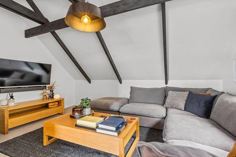 Photo of property in 1/33a Hackthorne Road, Cashmere, Christchurch, 8022