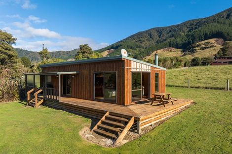 Photo of property in 803 Manaroa Road, Manaroa, Picton, 7282