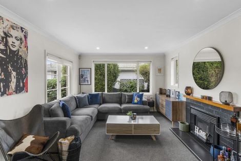 Photo of property in 18 Glencoe Street, Burnside, Christchurch, 8053