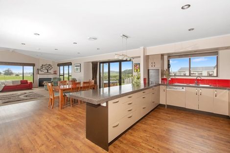 Photo of property in 413a Baylys Coast Road, Dargaville, 0377