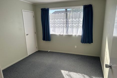 Photo of property in 12 Edwin Freeman Place, Ranui, Auckland, 0612