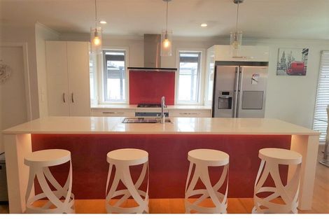 Photo of property in 17 Banks Boulevard, Whitby, Porirua, 5024