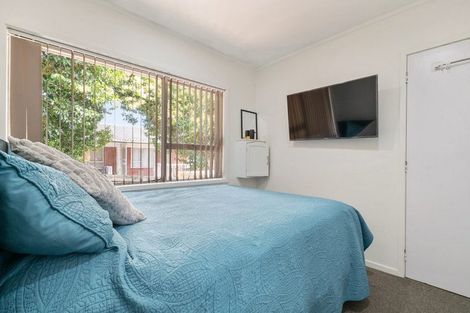 Photo of property in 28c James Road, Manurewa, Auckland, 2102