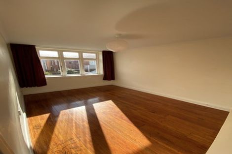 Photo of property in 58f1 Brougham Street, Mount Victoria, Wellington, 6011