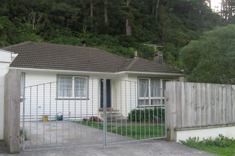 Photo of property in 30 Sunny Grove, Wainuiomata, Lower Hutt, 5014
