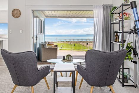 Photo of property in 1011 Papamoa Beach Road, Papamoa Beach, Papamoa, 3118