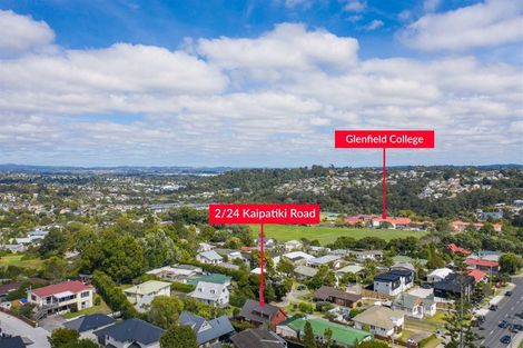 Photo of property in 2/24 Kaipatiki Road, Glenfield, Auckland, 0629