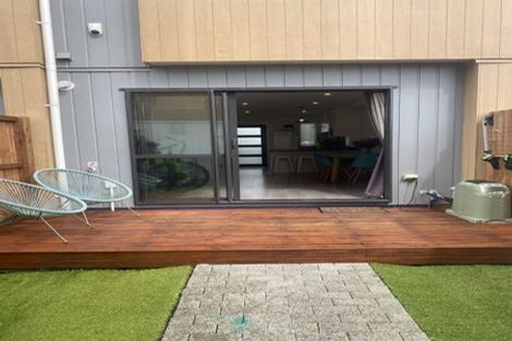 Photo of property in 6/8 Arney Road, Ranui, Auckland, 0612