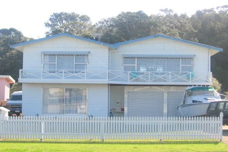 Photo of property in 104 Buffalo Beach Sh25 Road, Whitianga, 3510