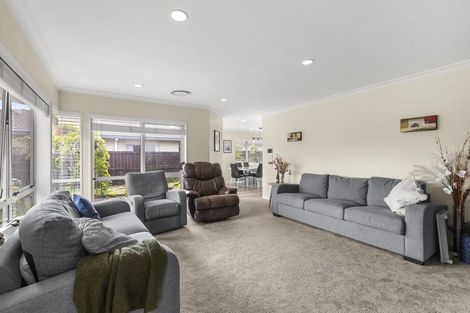 Photo of property in 37 Lotus Avenue, Mount Maunganui, 3116