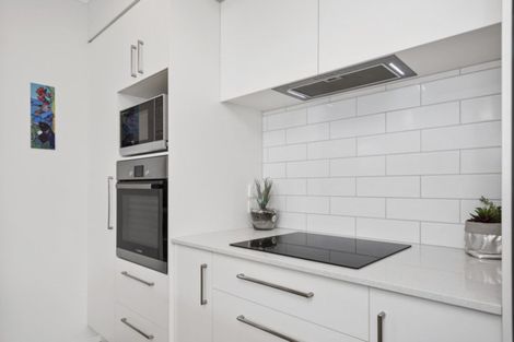 Photo of property in 77 Sandhurst Drive, Papamoa Beach, Papamoa, 3118