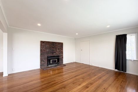 Photo of property in 25 Kereru Street, Henderson, Auckland, 0612