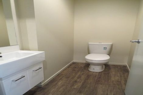 Photo of property in 114u7 Old Farm Road, Hamilton East, Hamilton, 3216