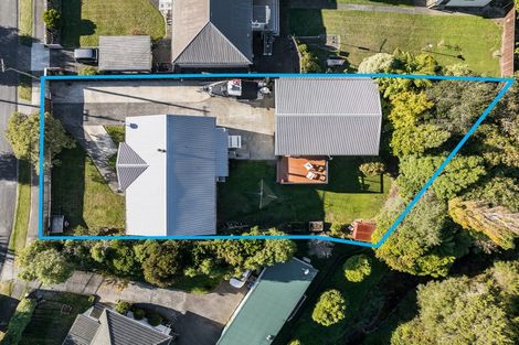Photo of property in 27 Stanley Street, Wainuiomata, Lower Hutt, 5014