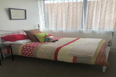 Photo of property in 2c The Terrace, Takapuna, Auckland, 0622