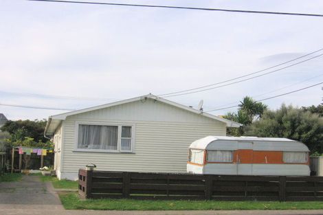 Photo of property in 22 Tama Street, Alicetown, Lower Hutt, 5010