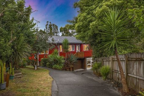 Photo of property in 12 Lowell Place, Massey, Auckland, 0614