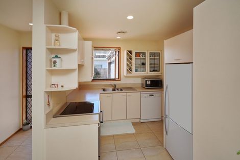 Photo of property in 82 Middleton Road, Upper Riccarton, Christchurch, 8041