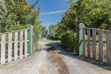 Photo of property in 2 Aerodrome Road, Dannevirke, 4972