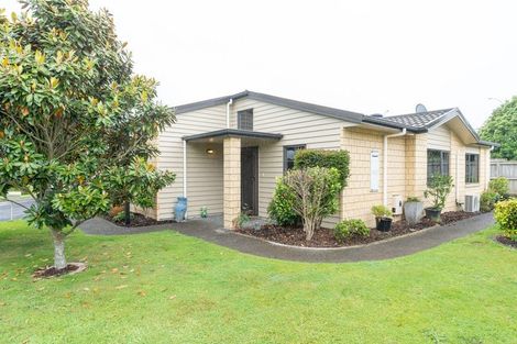 Photo of property in Bramley Gardens, 11/3 Turnbury Court, Rototuna, Hamilton, 3210