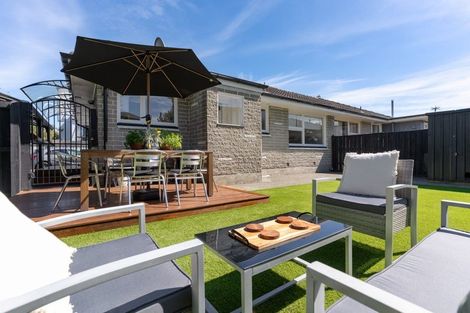 Photo of property in 4 Wadeley Road, Ilam, Christchurch, 8041