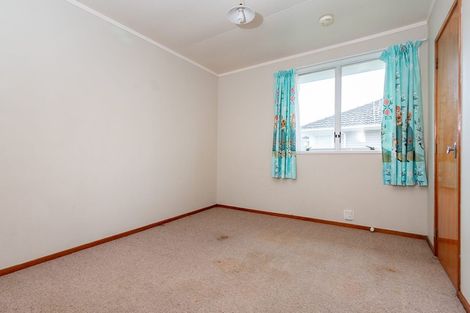Photo of property in 55 Harrington Road, Henderson, Auckland, 0610
