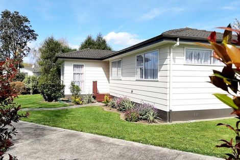 Photo of property in 44 Escort Grove, Awapuni, Palmerston North, 4412