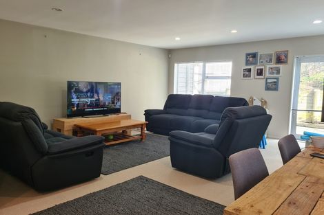 Photo of property in 34a Erlestoke Crescent, Churton Park, Wellington, 6037