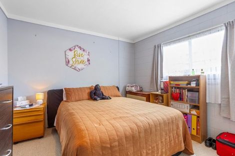 Photo of property in 15a Sarona Avenue, Glen Eden, Auckland, 0602