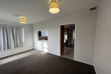 Photo of property in 25 Marewa Street, Te Atatu South, Auckland, 0610