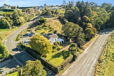 Photo of property in 1 Jessop Street, South Hill, Oamaru, 9400