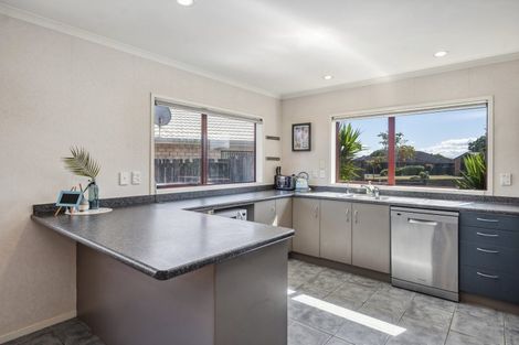Photo of property in 9 Frame Place, Owhata, Rotorua, 3010