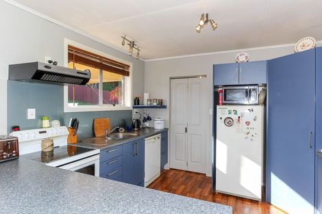 Photo of property in 13a Oawai Place, Marfell, New Plymouth, 4310