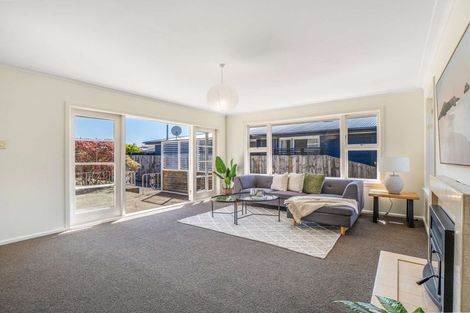 Photo of property in 26 Springbank Street, Bryndwr, Christchurch, 8053