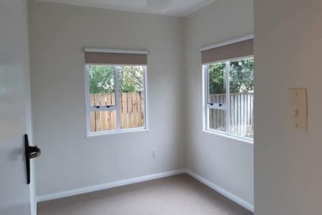 Photo of property in 26 Paynters Avenue, Strandon, New Plymouth, 4312